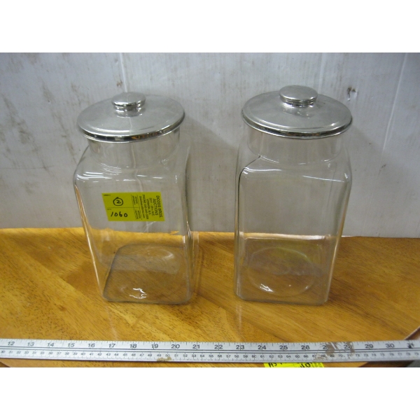 2 VINTAGE CANNISTERS W/LIDS