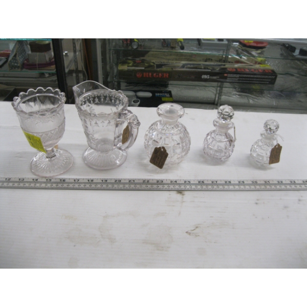 5 PIECES OF VINTAGE GLASSWARE