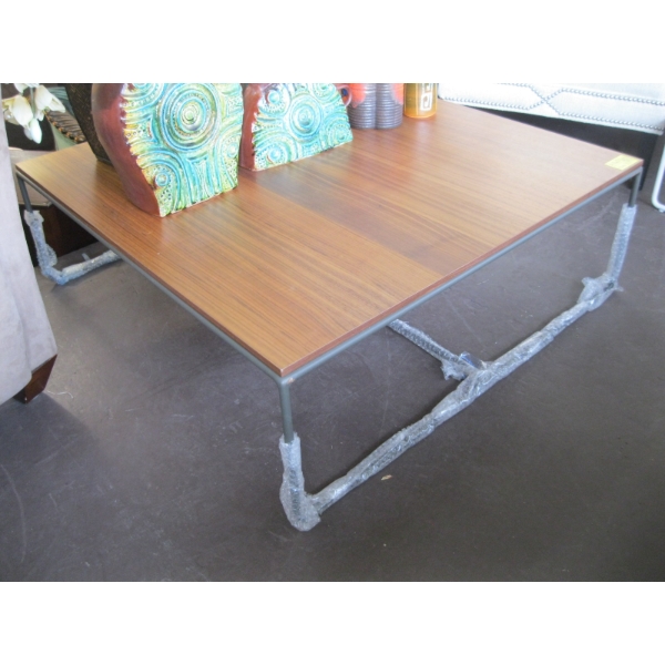METAL W/WOOD TOP DESIGN COFFEE TABLE & END TABLE