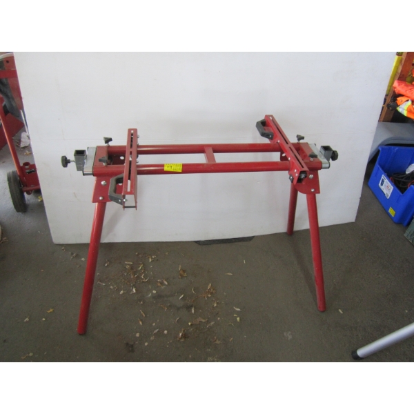 RED FOLDING SAW STAND