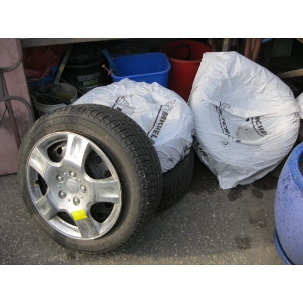 SET OF 4 MICHELIN 204/55R16 WINTER TIRES ON RIMS
