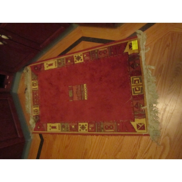 SM. AREA CARPET, APPROX. 30"X36"