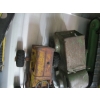 Image 3 : 2 TOYS - PART TRACTOR & GREEN RUSTY BODY TRUCK