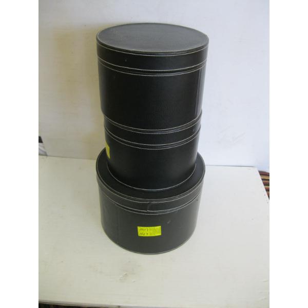 3 ROUND CONTAINERS