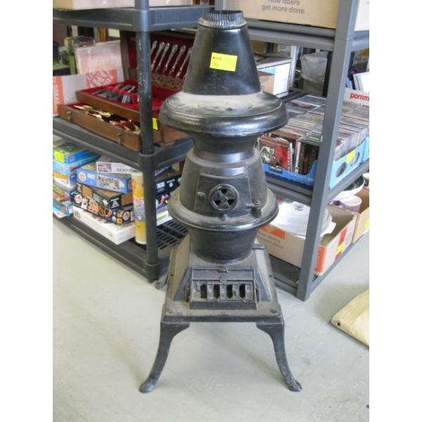 CAST IRON POTBELLY STOVE