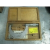 Image 1 : MICROMETER W/CASE