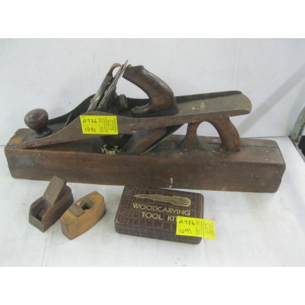 SM. LOT OF HAND PLANES & WOOD CARVING TOOL KIT