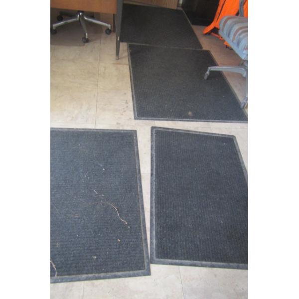 8 FLOOR MATS IN OFFICE