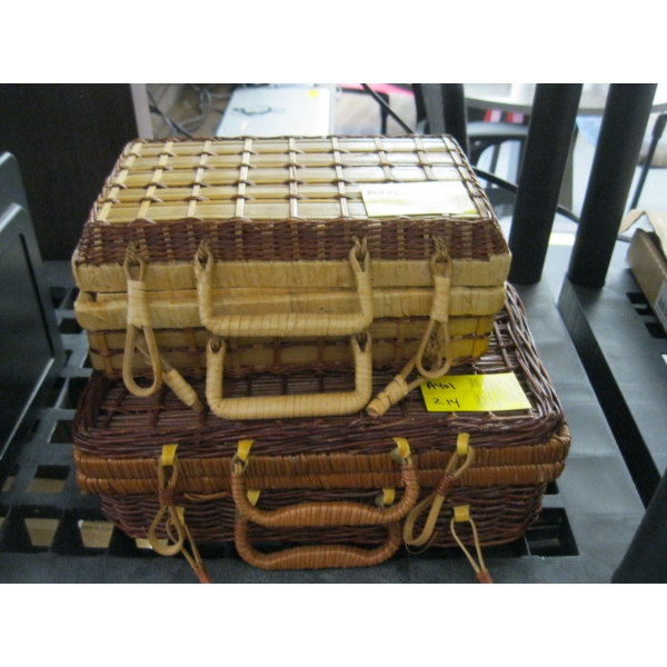 2 SM. BASKETS