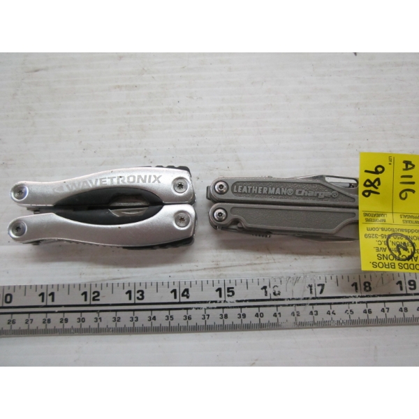 LEATHERMAN CHARGE MULTI TOOL & A WAVETRONIX