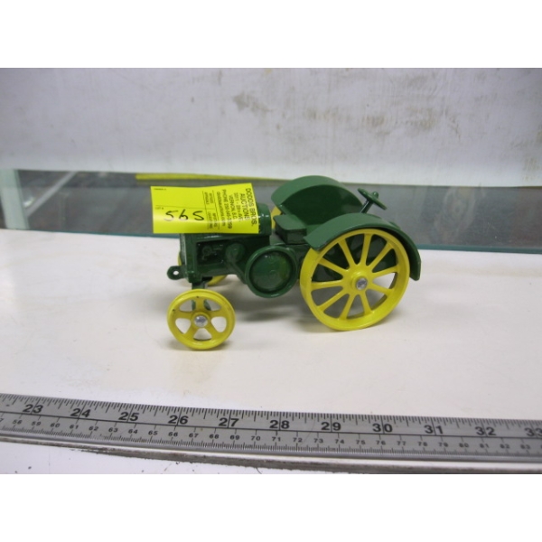 JOHN DEERE DIECAST TRACTOR