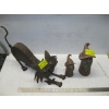 Image 1 : 2 POTTERY FIGURINES & METAL DECORATIVE CAT