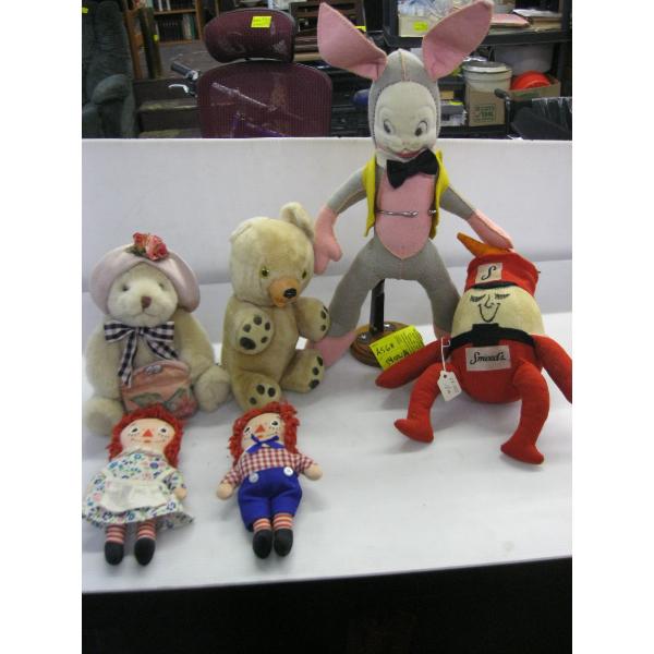 COLLECTABLE STUFFED ANIMALS - HUMPTY DUMPTY, BUGS BUNNY, ETC.