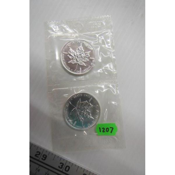 2 2001 1 OZ. .999 SILVER MAPLE LEAFS (TAX EXEMPT)