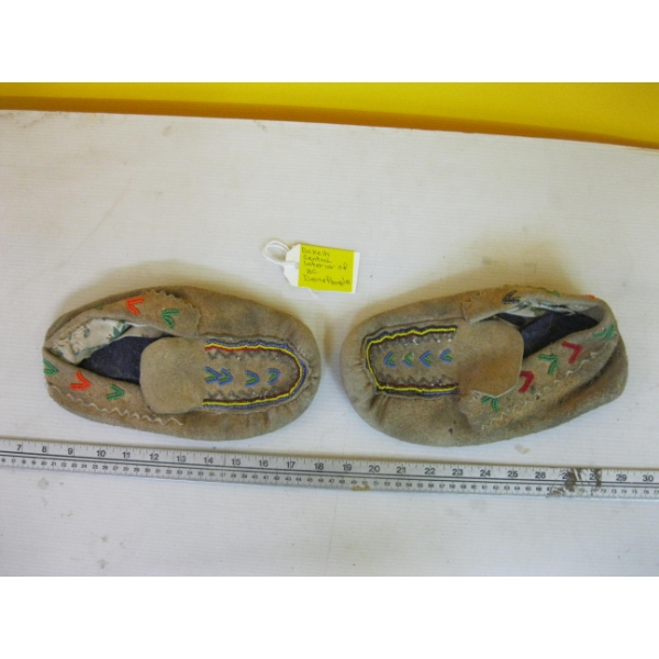 PAIR OF BEADED LEATHER MOCCASINS