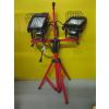 Image 1 : DUAL HEAD SPOTLIGHT W/TRIPOD STAND
