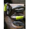 Image 2 : 6 SAD IRONS - 5 HANDLES
