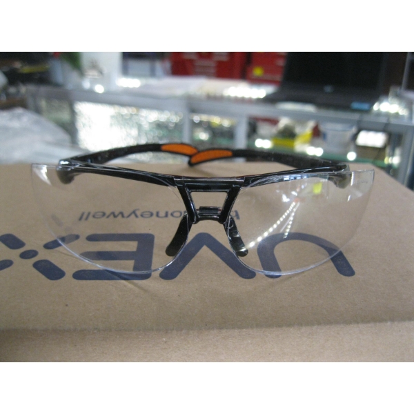 10 PAIR OF UVEX FRAME CLEAR LENS SAFETY GLASSES