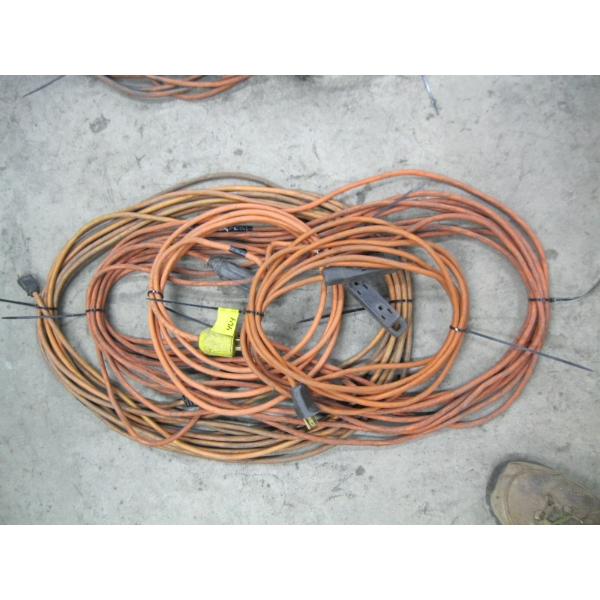 4 ORANGE EXTENSION CORDS