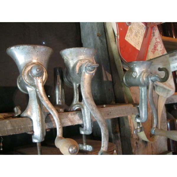 3 HAND GRINDERS