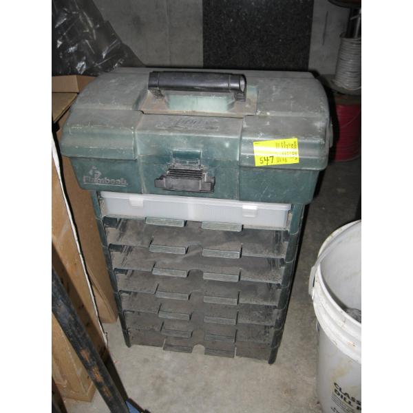 INFINITY TACKLEBOX W/1 TACKLE TRAY