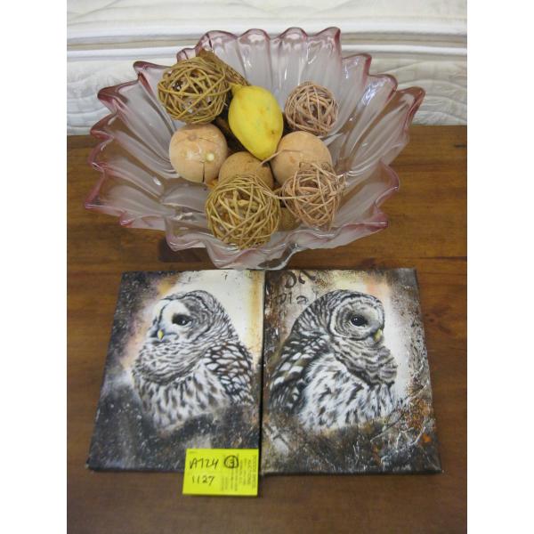 2 SM. OWL PICTURES & A BOWL OF DECORATIVE FRUIT