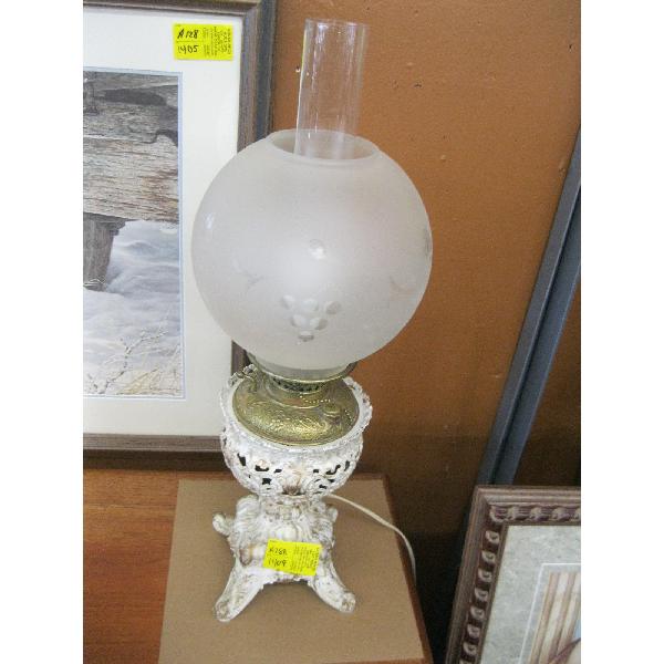 ELECTRIFIED CAST IRON BASED OIL LAMP