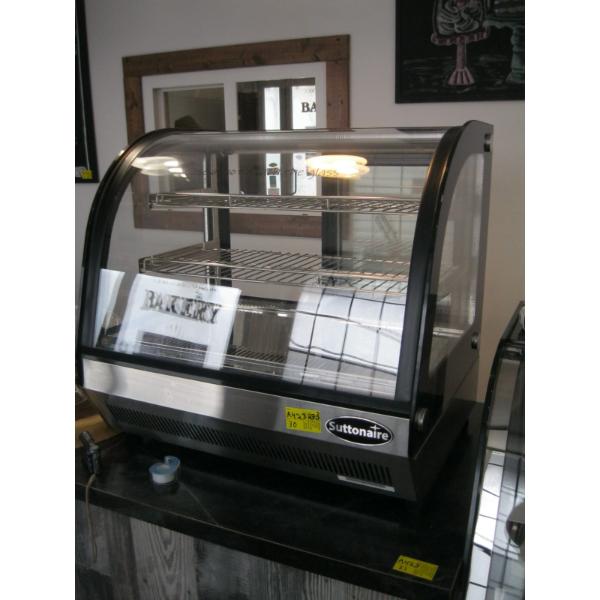SUTTONAIRE COUNTERTOP 27 1/2" CURVED GLASS DISPLAY COOLER