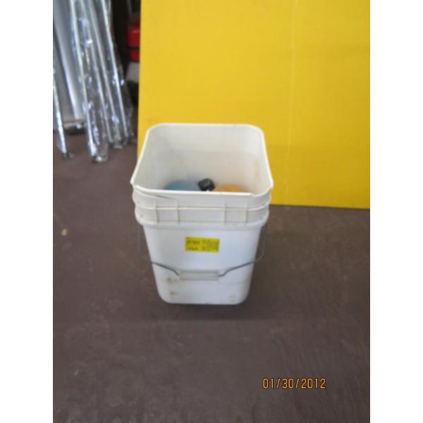 BUCKET OF BOCCE BALLS