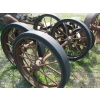 Image 2 : 2 AXLES W/WHEELS - SPOKED W/RUBBER