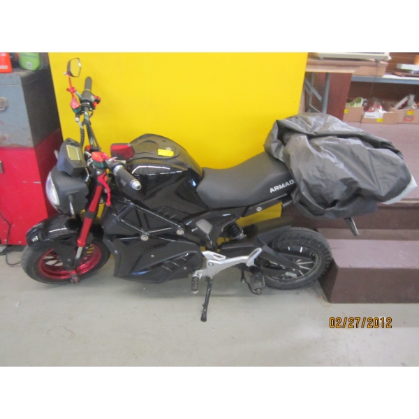 ARMADA ELECTRIC MOTORBIKE W/NEW BATTERIES & COVER