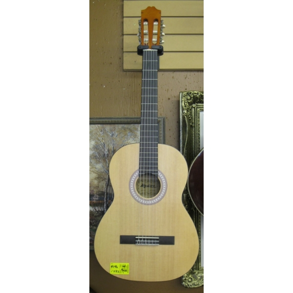 NEW MADERA 6 STRING CLASSICAL GUITAR