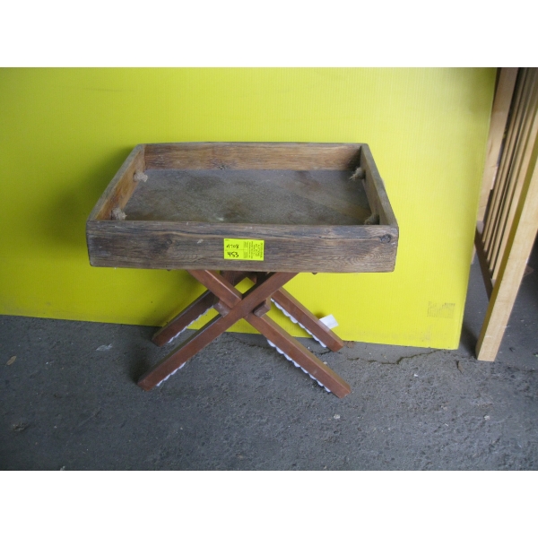 WOODEN STAND & WOODEN TRAY