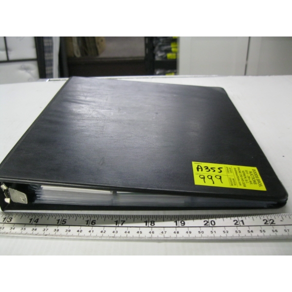 BINDER OF COLLECTABLE BASEBALL CARDS