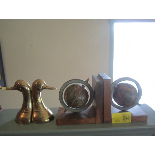 2 PAIR OF BOOKENDS