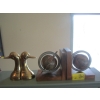 Image 1 : 2 PAIR OF BOOKENDS