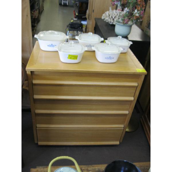 5 DRAWER CHEST OF DRAWERS