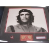Image 2 : CHE GUERRILLERO HERORICO, 1960 - FRAMED PHOTOGRAPH W/CUBAN CURRENCY