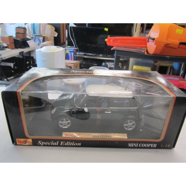 SPECIAL EDITION DIECAST MINI COOPER IN BOX