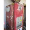 Image 5 : WAYNE FUEL GAS PUMP W/RICHFIELD AVIATION GAS SIGNS