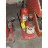 Image 1 : 2 HYDRAULIC BOTTLEJACKS