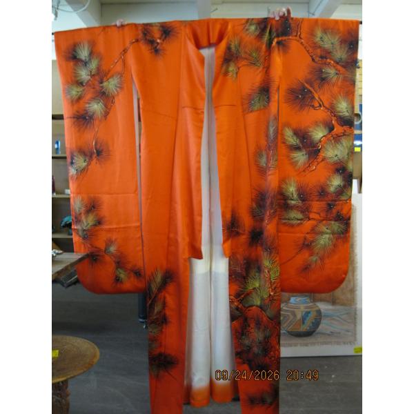 JAPANESE KIMONO