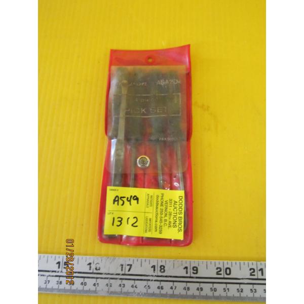 SNAP ON 4 PIECE PIC SET