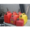 Image 1 : 6 FUEL CANS