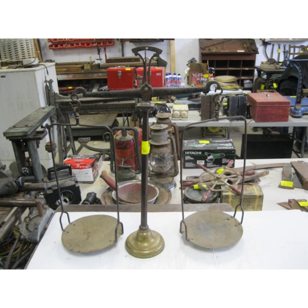 BALANCE SCALE