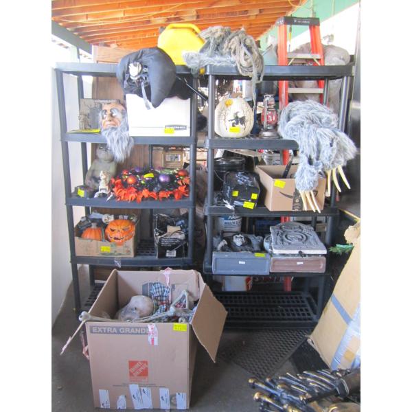 LG. LOT OF ASST. HALLOWEEN DECORATIONS