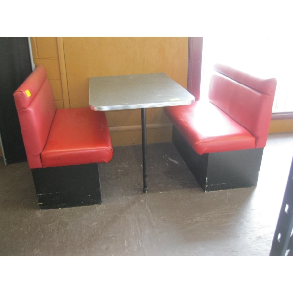 WALL MOUNT 50s STYLE TABLE W/2 RED BENCHES