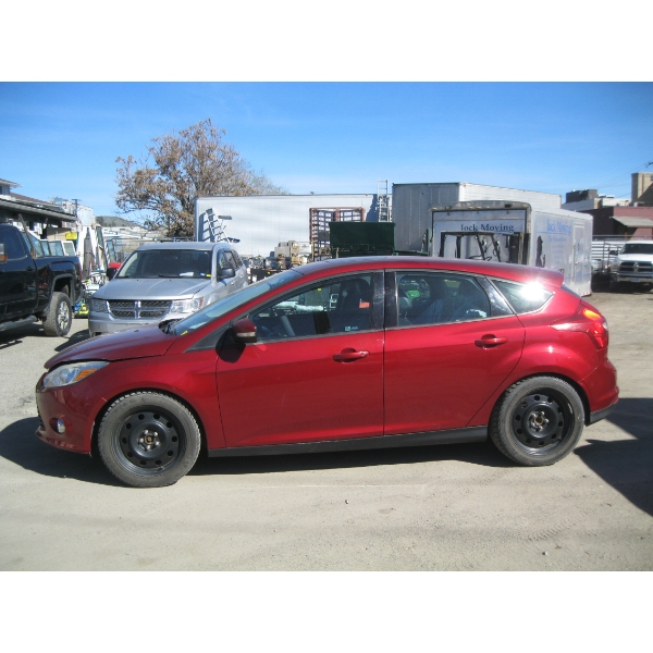 2013 FORD FOCUS HATCHBACK - VIN # 1FADP3K23DL322140 -  68,291 KM W/PAPERS