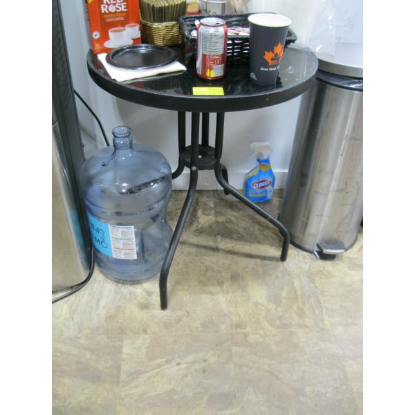 SM. ROUND PATIO TABLE