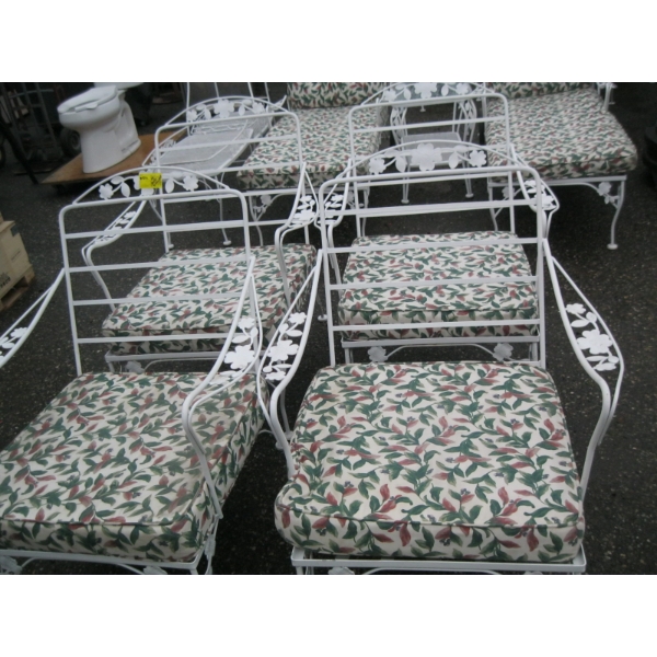 SET OF 4 WROUGHT IRON PATIO CHAIRS W/SEAT CUSHIONS ONLY